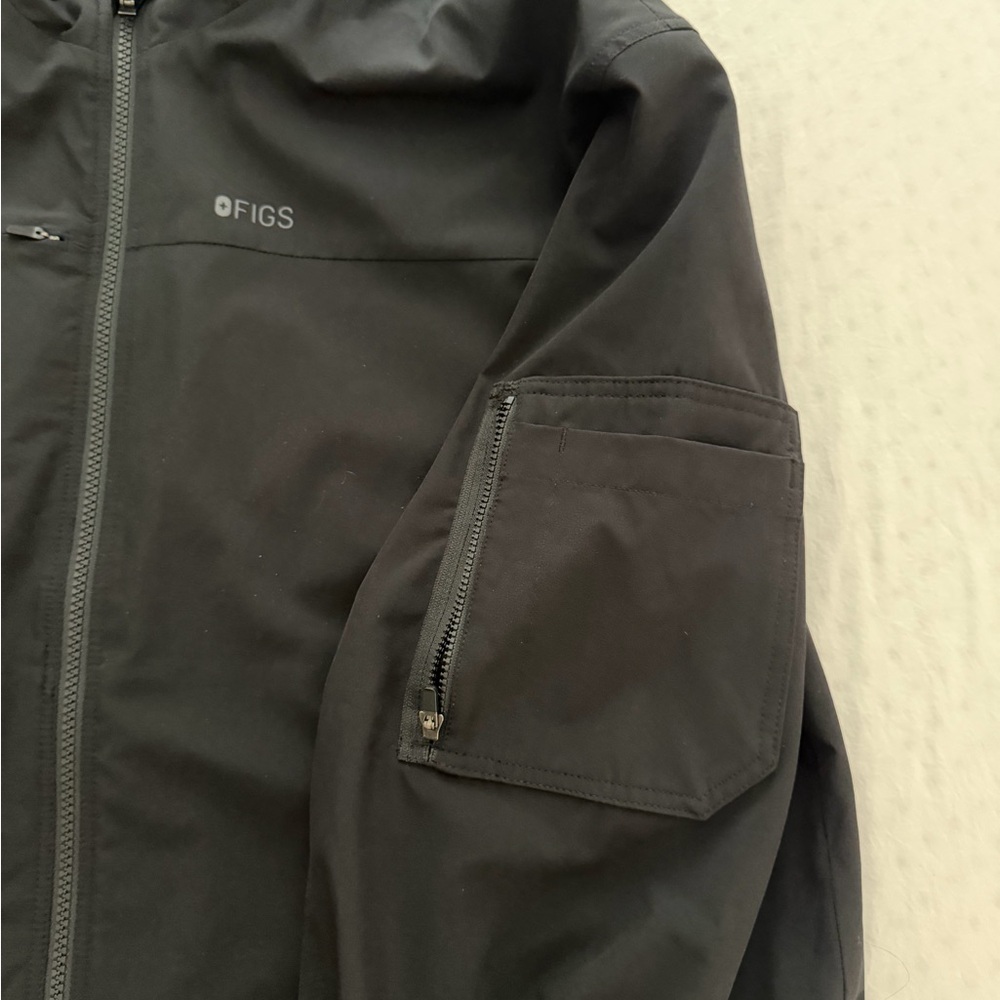 Figs Women’s Black Jacket - Picture 2 of 5